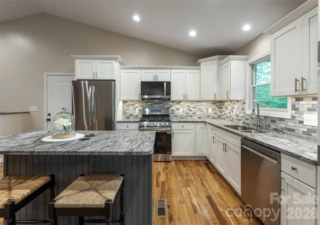 Photo 3 of Single family home for sale at 181 Flint Morgan Rd, Mars Hill, NC 28754 | MLS# 4427489 | Listing updated on 2026-09-29