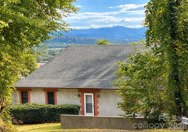 Multi family home for sale at 332 S Beaumont St, Asheville, NC 28801 | MLS# 4427490