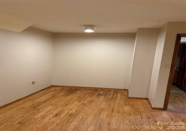 Photo 4 of House for sale at 332 S Beaumont St, Asheville, NC 28801 | MLS# 4427490 | Listing updated on 2026-10-03