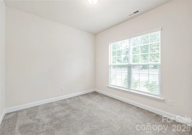 Photo 4 of Single family home for sale at 1043 Kalli Dr, Matthews, NC 28104 | MLS# 4427491 | Listing updated on 2026-09-26