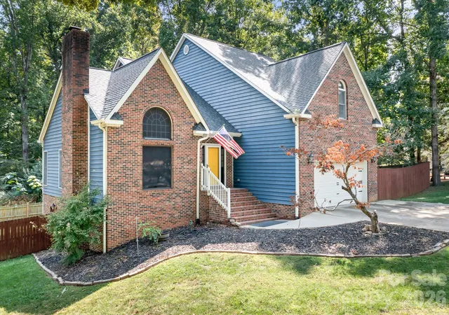 Photo 1 of Single family home for sale at 665 Millswood Dr, Mooresville, NC 28115 | MLS# 4427514 | Listing updated on 2026-09-25