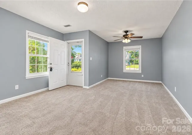 Photo 3 of Condo for sale at 1062 Farm Pond Ln, Rock Hill, SC 29732 | MLS# 4427526 | Listing updated on 2026-09-23