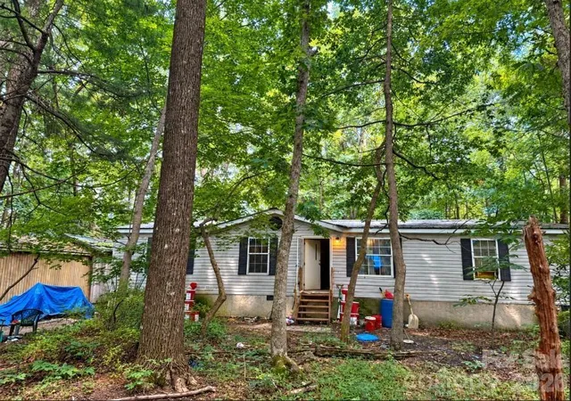 Single family home for sale at 169 Bob Cat Spur Ln, Hendersonville, NC 28792 | MLS# 4427534