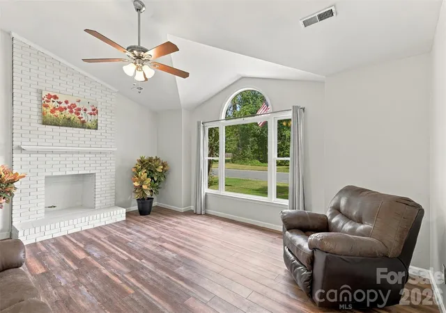 Photo 4 of Single family home for sale at 3000 Faircroft Way, Monroe, NC 28110 | MLS# 4427543 | Listing updated on 2026-09-24