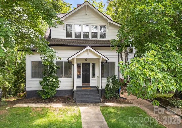 Multi family home for sale at 295 E Chestnut St, Asheville, NC 28801 | MLS# 4427544