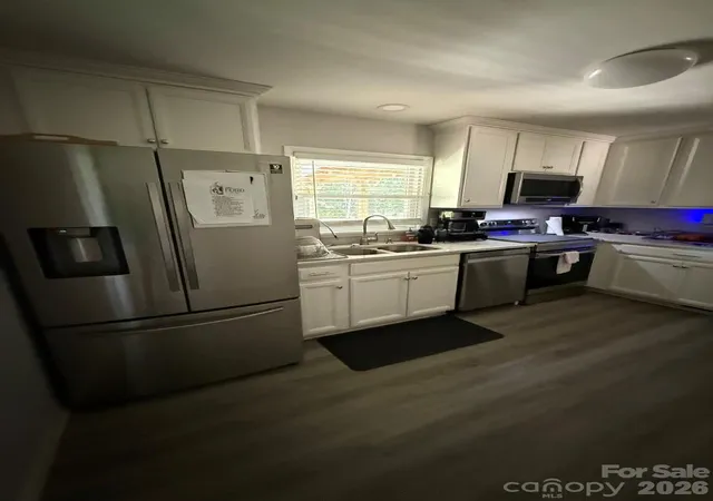 Photo 1 of Single family home for sale at 3432 Farrhill Rd, Charlotte, NC 28214 | MLS# 4427547 | Listing updated on 2026-09-23