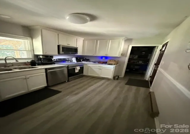 Photo 2 of Single family home for sale at 3432 Farrhill Rd, Charlotte, NC 28214 | MLS# 4427547 | Listing updated on 2026-09-23