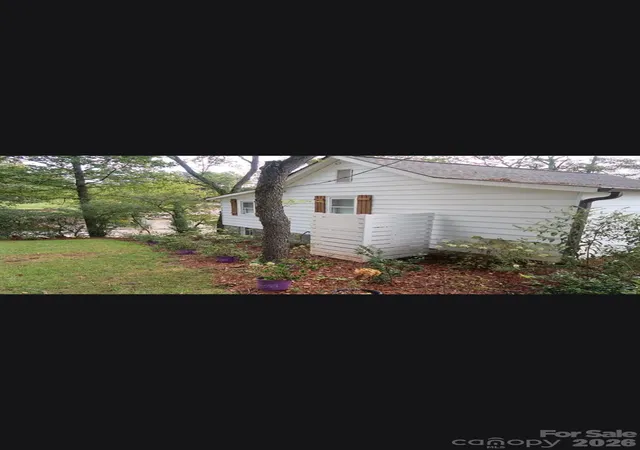 Photo 3 of Single family home for sale at 102 Reynolds Rd, North Wilkesboro, NC 28659 | MLS# 4427556 | Listing updated on 2026-09-23