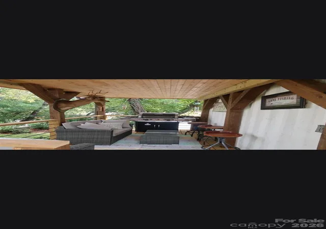 Photo 4 of Single family home for sale at 102 Reynolds Rd, North Wilkesboro, NC 28659 | MLS# 4427556 | Listing updated on 2026-09-23