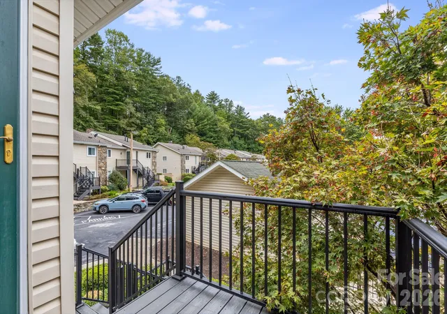 Photo 2 of Condo for sale at 341 N Britton Crk Ct, Hendersonville, NC 28791 | MLS# 4427557 | Listing updated on 2026-10-01