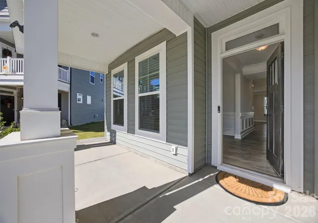 Photo 3 of Single family home for sale at 2020 Embassy Ct, Charlotte, NC 28213 | MLS# 4427563 | Listing updated on 2026-10-03