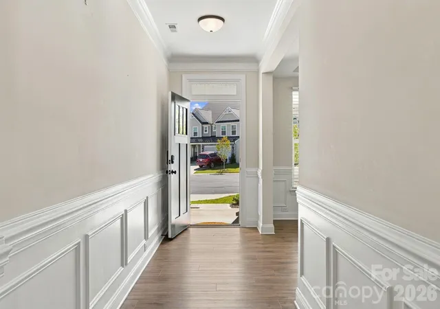 Photo 3 of Single family home for sale at 2020 Embassy Ct, Charlotte, NC 28213 | MLS# 4427563 | Listing updated on 2026-10-03