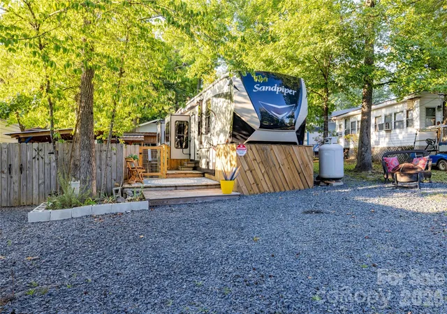 Photo 2 of Single family home for sale at 112 Redwood Trl #204/Section A, Mount Gilead, NC 27306 | MLS# 4427567 | Listing updated on 2026-09-24