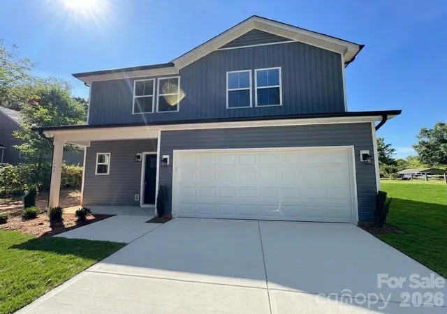 Photo 1 of Single family home for sale at 1000 Dale Ave, Charlotte, NC 28216 | MLS# 4427575 | Listing updated on 2026-09-23