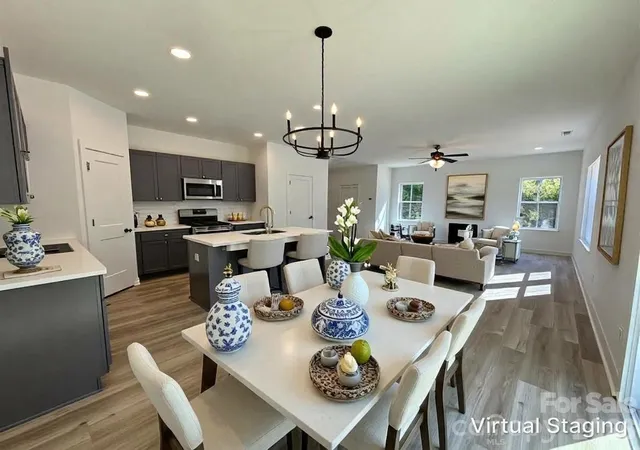 Photo 4 of Single family home for sale at 1000 Dale Ave, Charlotte, NC 28216 | MLS# 4427575 | Listing updated on 2026-09-23