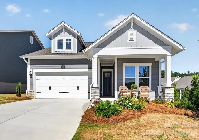 Photo 1 of Single family home for sale at 1006 Lowland Way, Waxhaw, NC 28173 | MLS# 4427580 | Listing updated on 2026-10-03