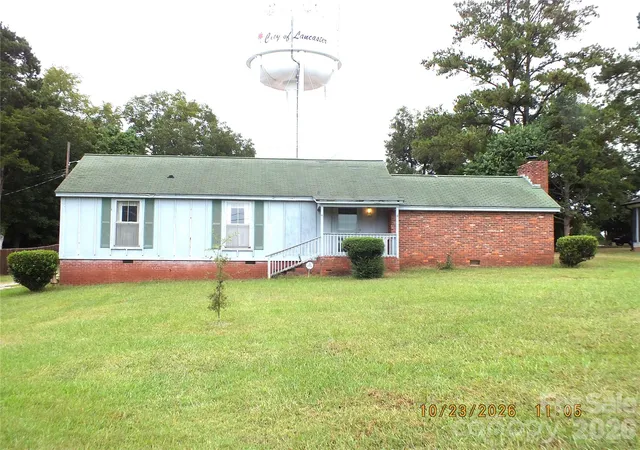 Photo 1 of Single family home for sale at 1104 Crestfield Dr, Lancaster, SC 29720 | MLS# 4427581 | Listing updated on 2026-10-03