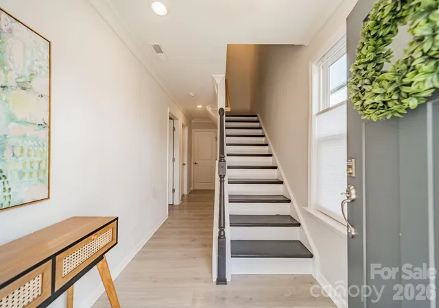 Photo 3 of Townhouse for sale at 4040 Hidden Oaks Dr, Charlotte, NC 28205 | MLS# 4427589 | Listing updated on 2026-10-02
