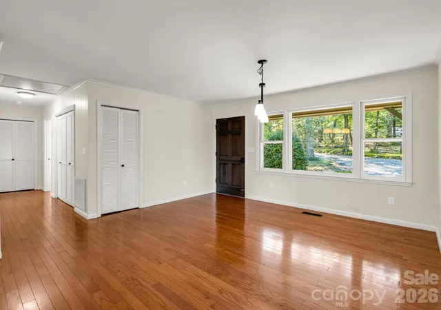 Photo 4 of Single family home for sale at 93 Dogwood Ct, Tryon, NC 28782 | MLS# 4427590 | Listing updated on 2026-10-02