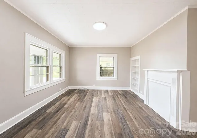 Photo 3 of Single family home for sale at 113 Mountain View St, Morganton, NC 28655 | MLS# 4427591 | Listing updated on 2026-09-24