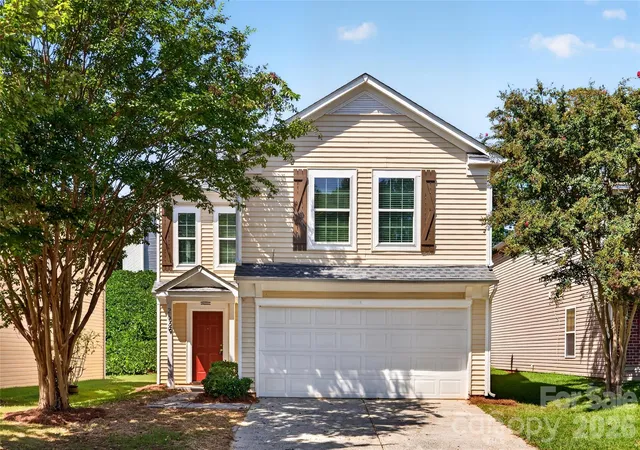Photo 1 of Single family home for sale at 2629 Strm Bank Dr, Charlotte, NC 28269 | MLS# 4427633 | Listing updated on 2026-10-20