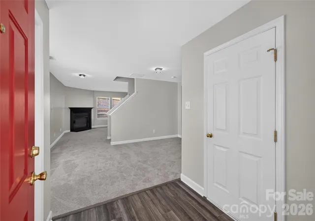 Photo 2 of Single family home for sale at 2629 Strm Bank Dr, Charlotte, NC 28269 | MLS# 4427633 | Listing updated on 2026-10-20