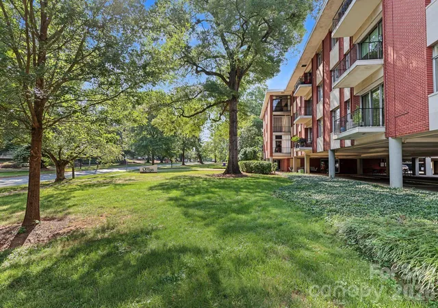 Photo 2 of Condo for sale at 1300 Queens Rd #219, Charlotte, NC 28207 | MLS# 4427638 | Listing updated on 2026-09-25