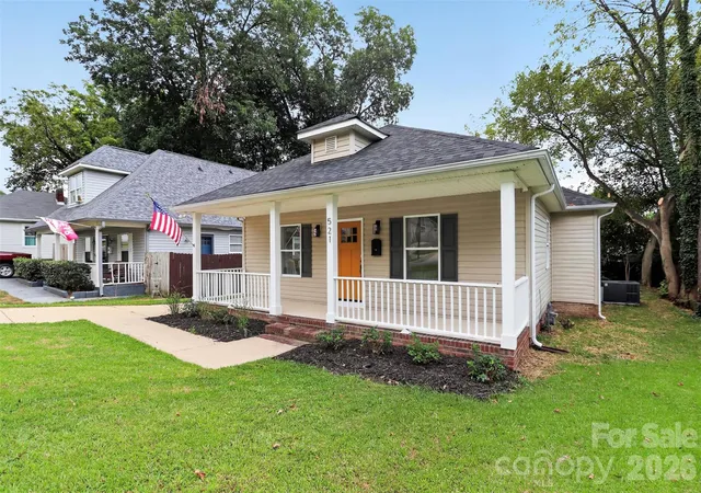 Photo 2 of Single family home for sale at 521 Katonah Ave, Charlotte, NC 28208 | MLS# 4427639 | Listing updated on 2026-10-07