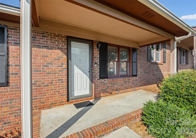 Photo 2 of Townhouse for sale at 147 Glenwood Dr #Unit B, Rock Hill, SC 29732 | MLS# 4427645 | Listing updated on 2026-10-08