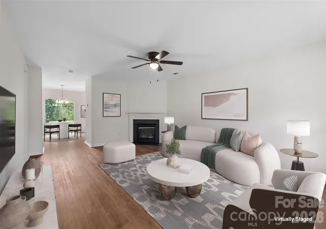 Photo 3 of Single family home for sale at 2824 Easton Knoll Dr, Dallas, NC 28034 | MLS# 4427656 | Listing updated on 2026-10-07