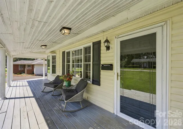 Photo 4 of Single family home for sale at 222 Wiley Ave, York, SC 29745 | MLS# 4427662 | Listing updated on 2026-09-23