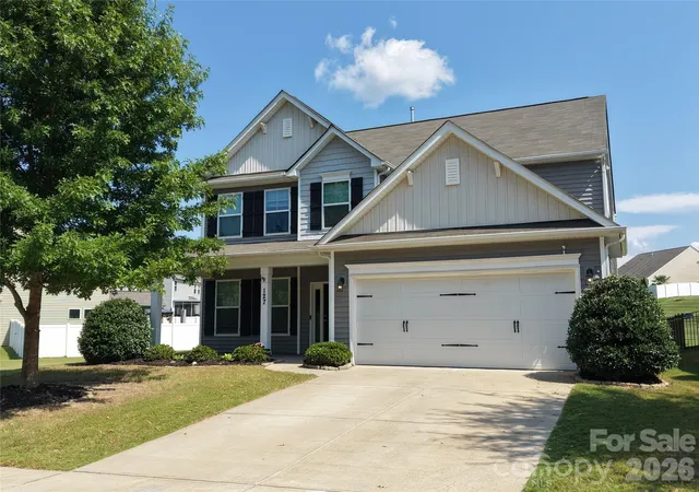 Photo 1 of Single family home for sale at 127 Lantern Acres Dr, Mooresville, NC 28115 | MLS# 4427663 | Listing updated on 2026-09-24