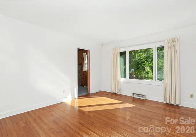 Photo 3 of Single family home for sale at 7331 Briardale Dr, Charlotte, NC 28212 | MLS# 4427666 | Listing updated on 2026-10-01