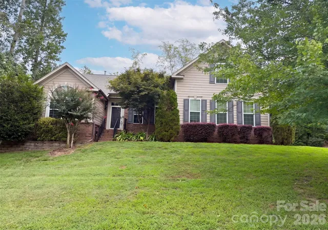 Photo 1 of Single family home for sale at 4018 Harmattan Dr, Denver, NC 28037 | MLS# 4427687 | Listing updated on 2026-09-25