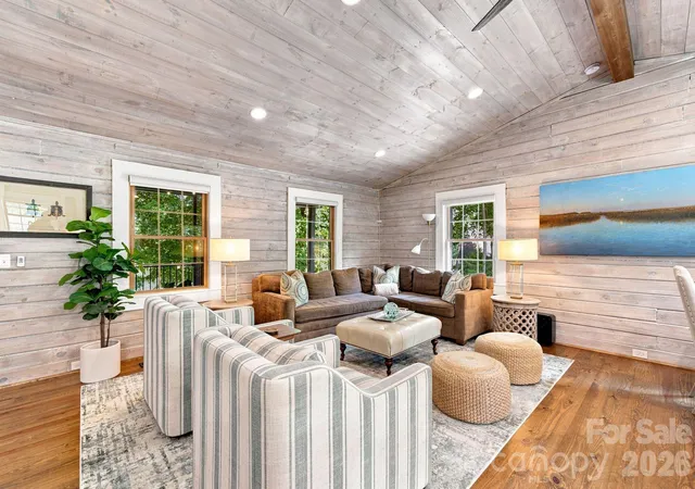 Photo 3 of Single family home for sale at 9428 Windygap Rd, Charlotte, NC 28278 | MLS# 4427688 | Listing updated on 2026-09-30