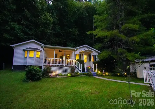 Photo 2 of Single family home for sale at 1815 Longbottom Rd, Mc Grady, NC 28649 | MLS# 4427701 | Listing updated on 2026-10-01