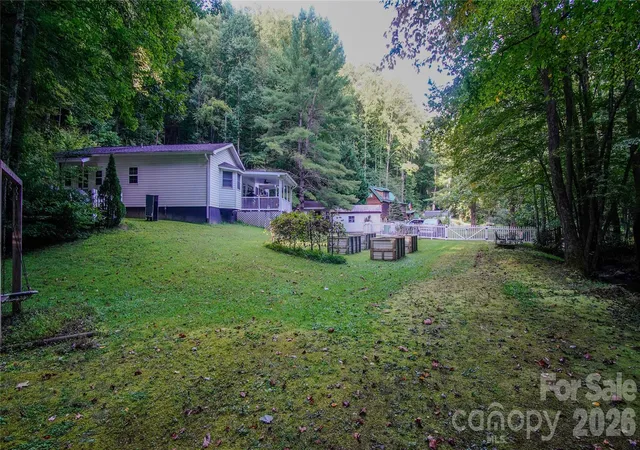 Photo 3 of Single family home for sale at 1815 Longbottom Rd, Mc Grady, NC 28649 | MLS# 4427701 | Listing updated on 2026-10-01