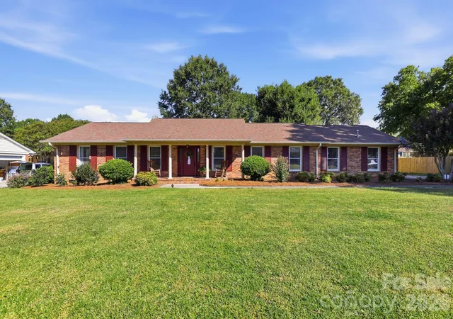 Photo 1 of Single family home for sale at 8317 Fallsdale Dr, Charlotte, NC 28214 | MLS# 4427702 | Listing updated on 2026-10-04