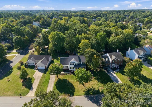 Photo 4 of Single family home for sale at 7749 Orchard Park Cir, Harrisburg, NC 28075 | MLS# 4427716 | Listing updated on 2026-10-01