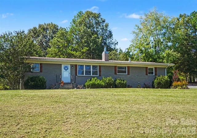 Single family home for sale at 8121 Old Davis Rd, Norwood, NC 28128 | MLS# 4427733