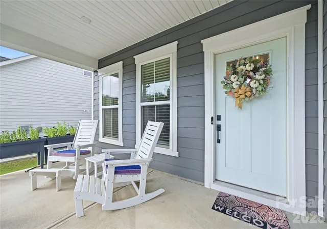 Photo 2 of Single family home for sale at 1363 Regions Blvd, Fort Mill, SC 29707 | MLS# 4427746 | Listing updated on 2026-10-02
