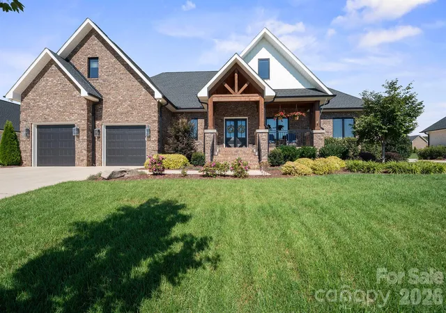 Photo 1 of Single family home for sale at 2959 Tavistock Ln, Lincolnton, NC 28092 | MLS# 4427748 | Listing updated on 2026-10-03