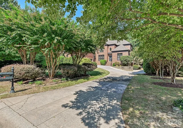 Photo 2 of Mansion for sale at 14812 Jockeys Ridge Dr, Charlotte, NC 28277 | MLS# 4427762 | Listing updated on 2026-10-07