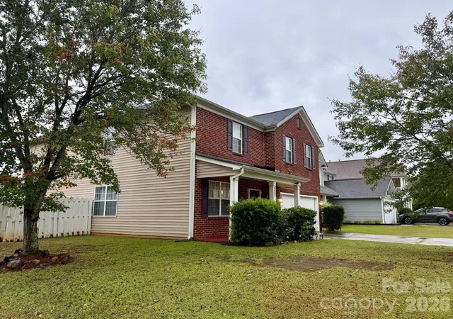 Photo 3 of Single family home for sale at 6603 Burkwood Ct, Harrisburg, NC 28075 | MLS# 4427769 | Listing updated on 2026-09-28