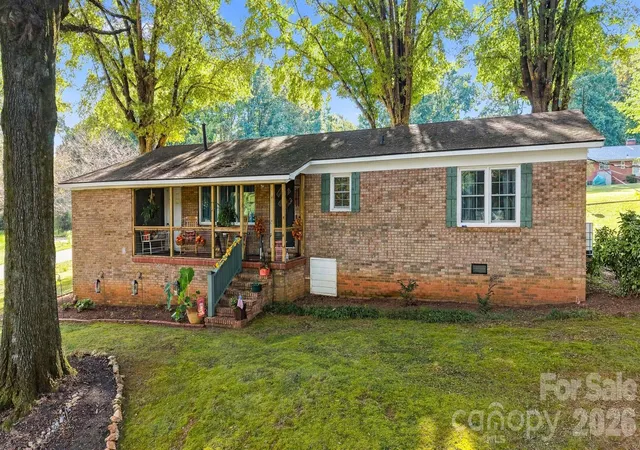 Photo 1 of Single family home for sale at 1210 2nd Street SE, Conover, NC 28613 | MLS# 4427774 | Listing updated on 2026-10-17