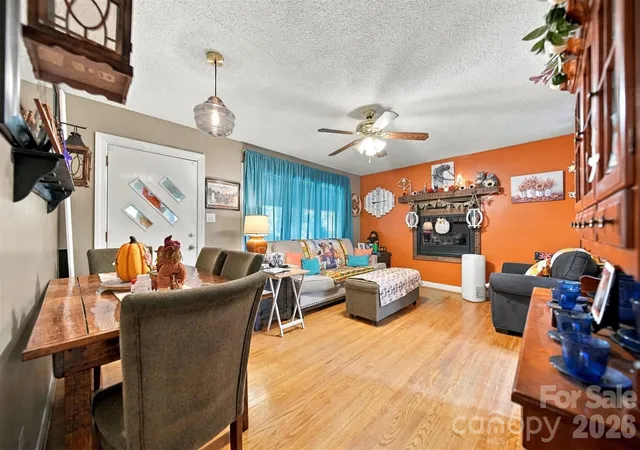 Photo 4 of Single family home for sale at 1210 2nd Street SE, Conover, NC 28613 | MLS# 4427774 | Listing updated on 2026-10-17