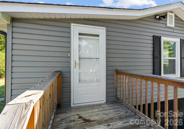 Photo 3 of Single family home for sale at 313 Robinson St, Rock Hill, SC 29730 | MLS# 4427778 | Listing updated on 2026-09-29