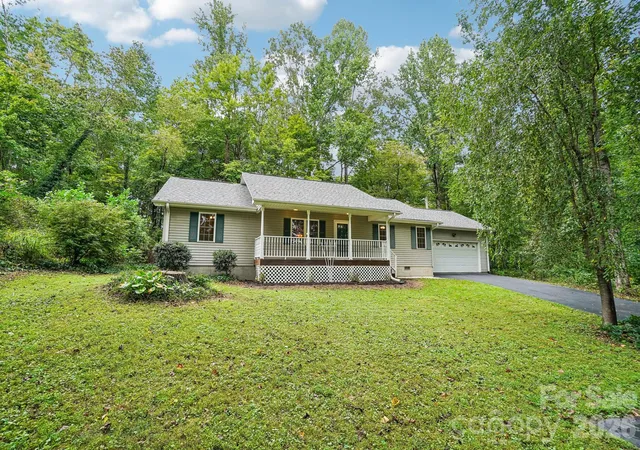 Photo 2 of Single family home for sale at 251 Angeline Dr, Mills River, NC 28759 | MLS# 4427780 | Listing updated on 2026-09-26
