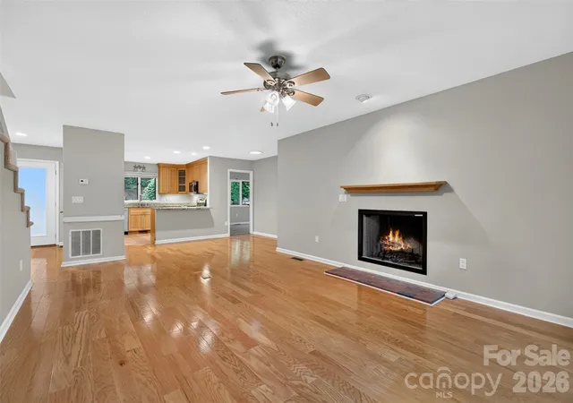Photo 3 of Condo for sale at 18 Cedarwood Trl, Asheville, NC 28803 | MLS# 4427783 | Listing updated on 2026-09-25