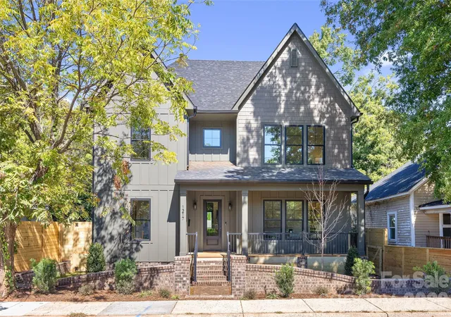 Single family home for sale at 1217 Parkwood Ave, Charlotte, NC 28205 | MLS# 4427798 | Listing updated on 2026-10-19